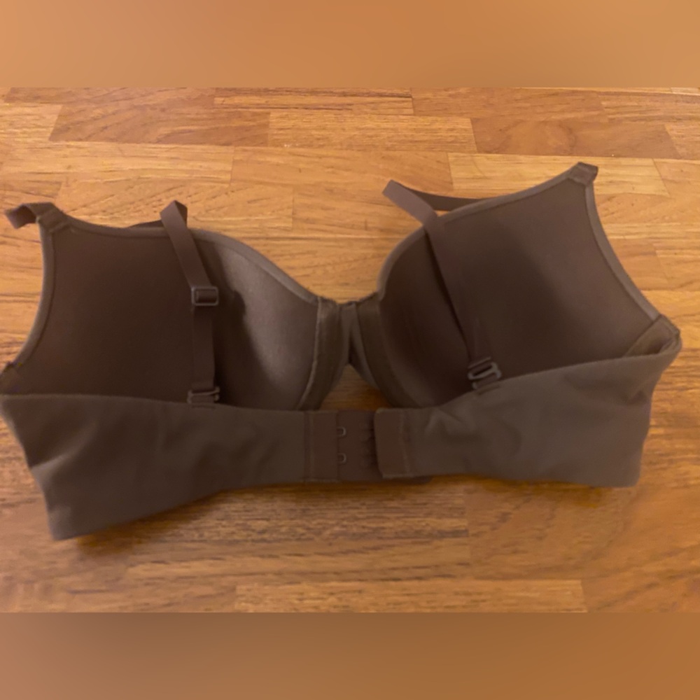 SKIMS Fits Everybody Push-Up Bra - Cocoa - Picture 3 of 4